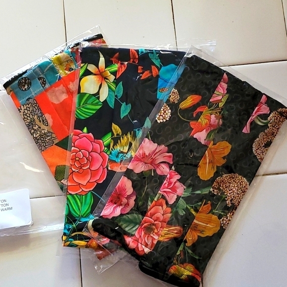 Johnny Was Set of 3 Face Mask - Picture 6 of 6